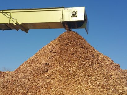 Proizvodnja lesnih sekancev 1 Proizvodnja lesnih sekancev 1